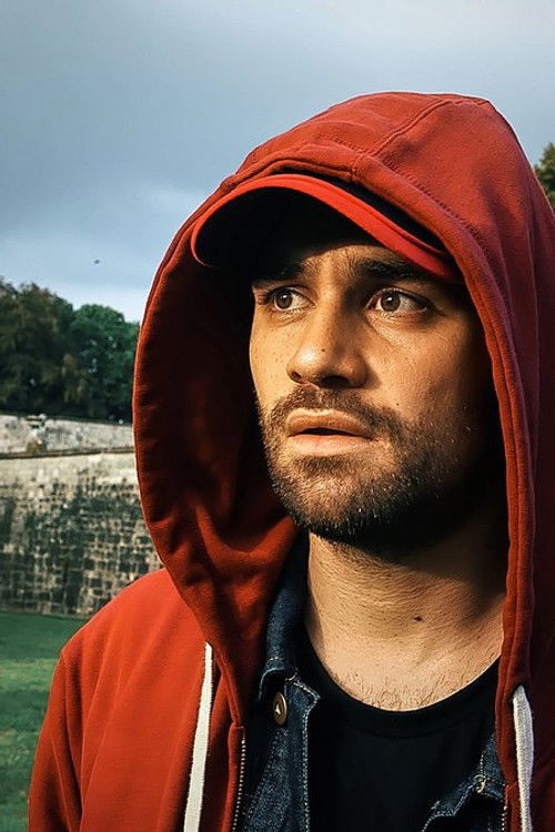 Арнауд Бенjамин