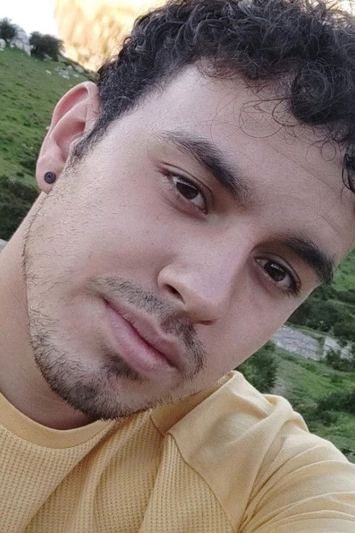 Гуиллермо Валадéс Мартíнез