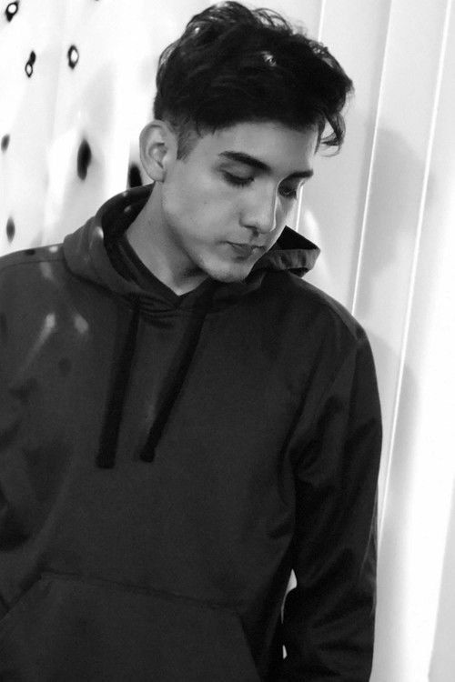 Алеxис Адриáн