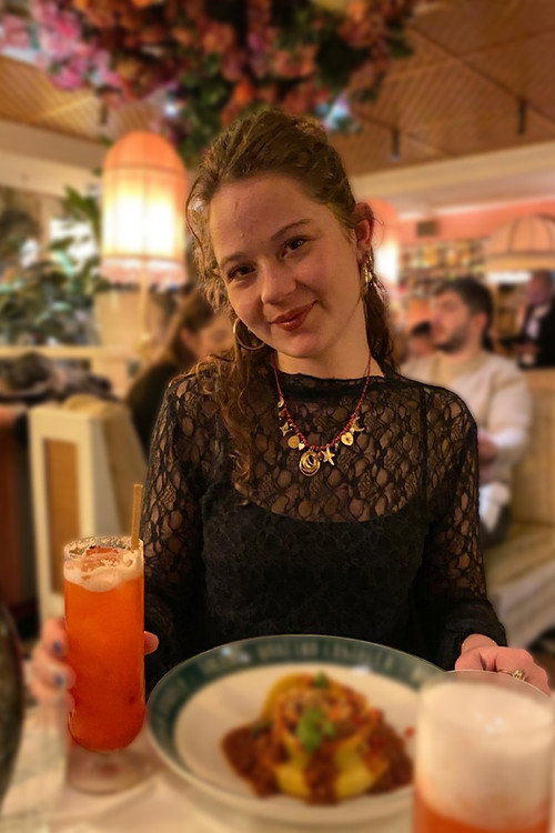 Меис Стал