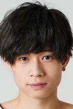 Казума Йасуи