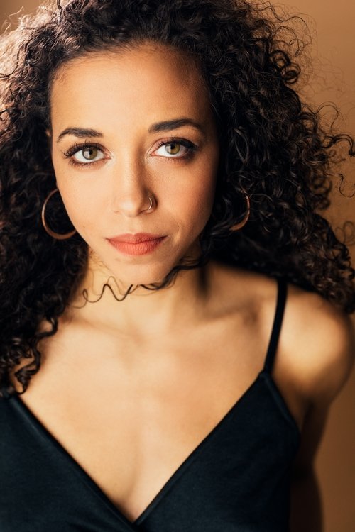 Аланна Саундерс