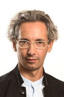 Себастиáн Еррáзуриз