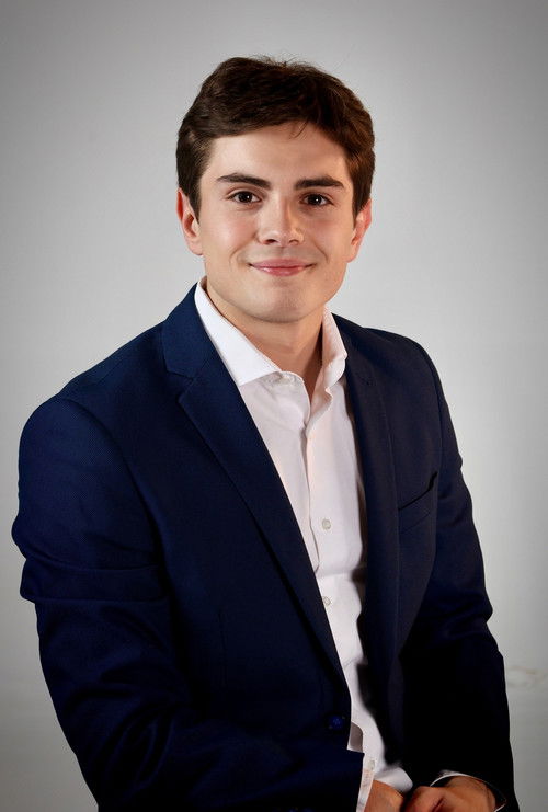 Гонзало Есцриг Молина