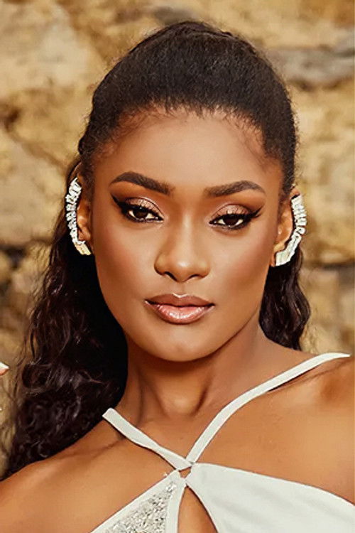 Ерика Jануза