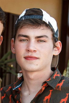  Алан  Дэвис