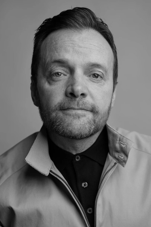 Симон Jеннингс