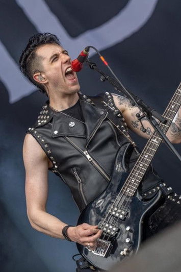 Лоннй Еаглетон