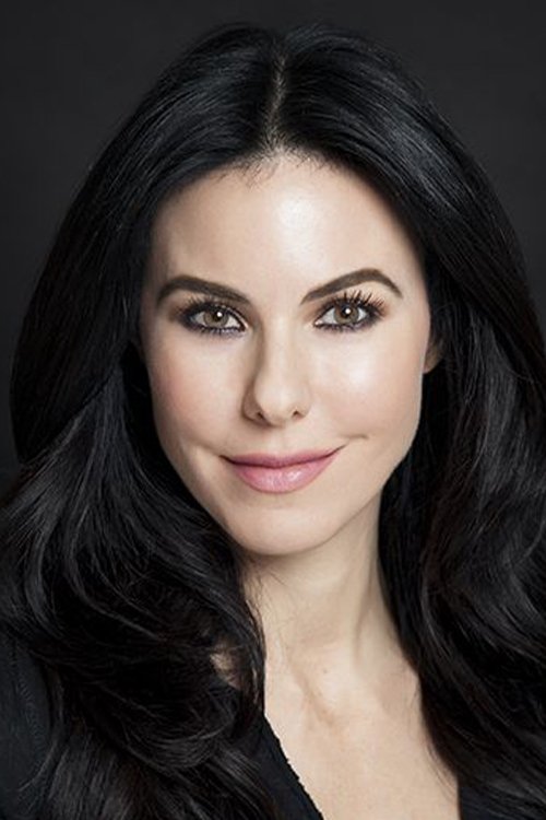  Дефне Самьели