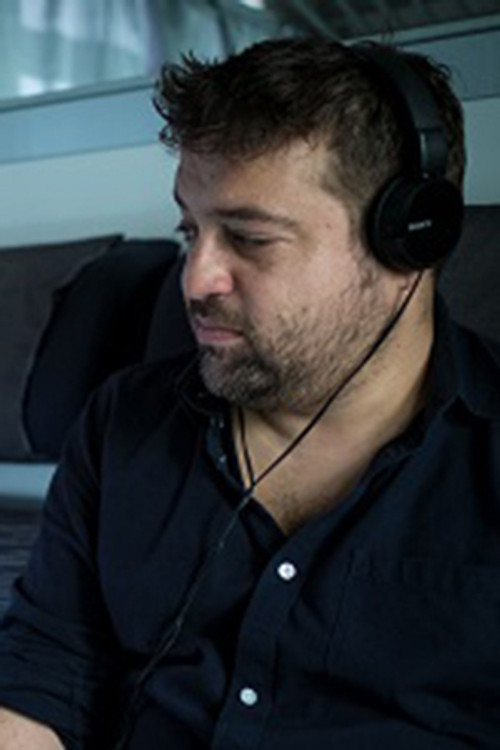 Емануеле Сцаринги