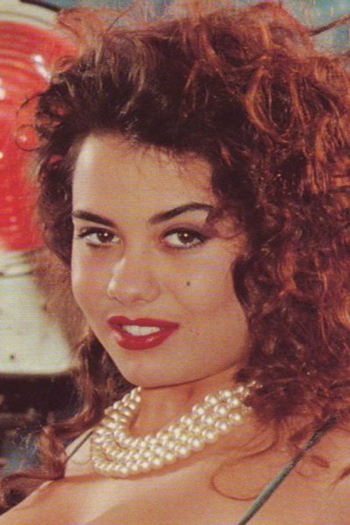 Илона Тихасе