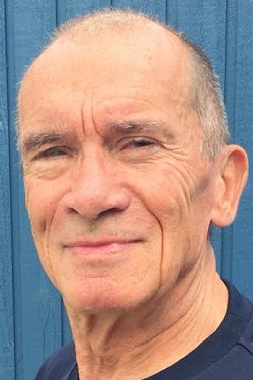 Ерик Холмей