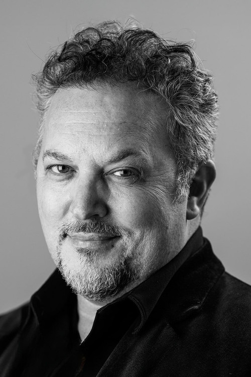 Дэрик Робертсон