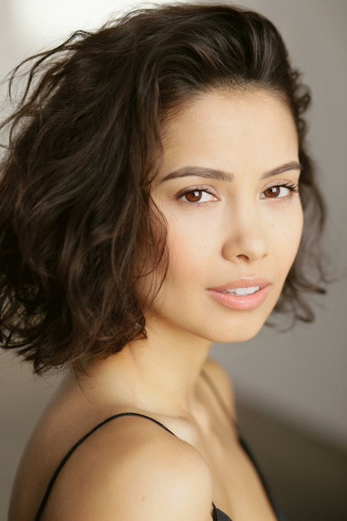 Аурора Леонард