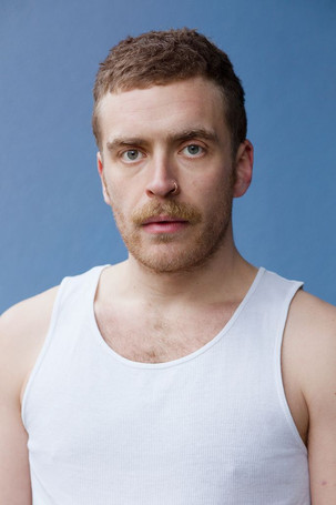 Енриqуе Фиß