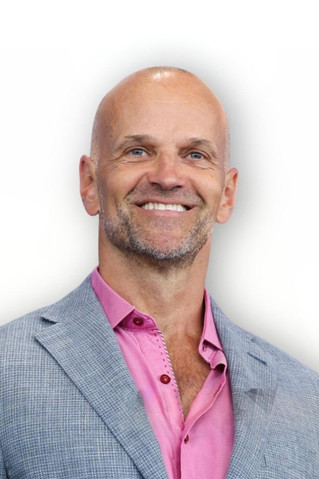 Ларс Jацоб Холм