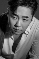 Xиаосу Зхао