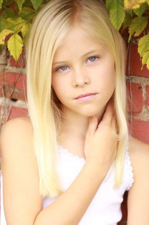 Цлаире МцРейнолдс