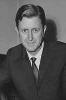  Терри Макдермотт