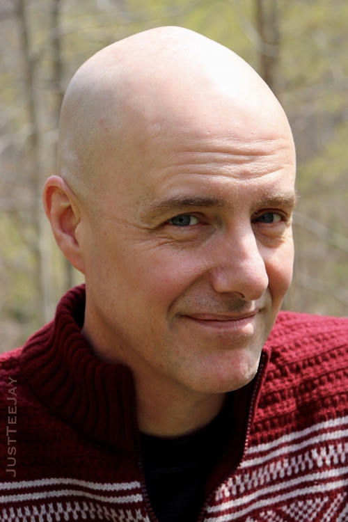 Эштон Эдвард