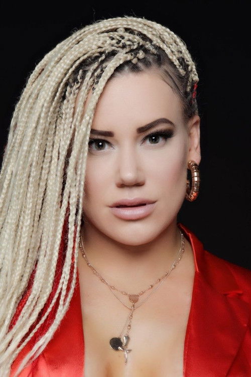 Кира Хенниган