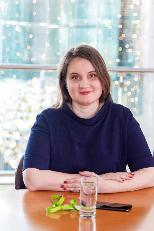 Елīна Лидере