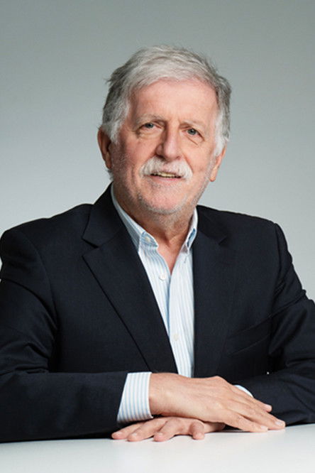 Предраг 'Пеца' Поповиć