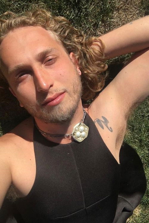 Лукас Сарноw