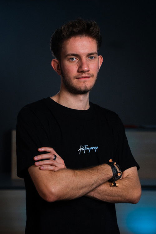 Себастиан Тхеисс