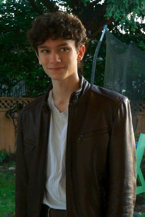 Беннетт Неwтон