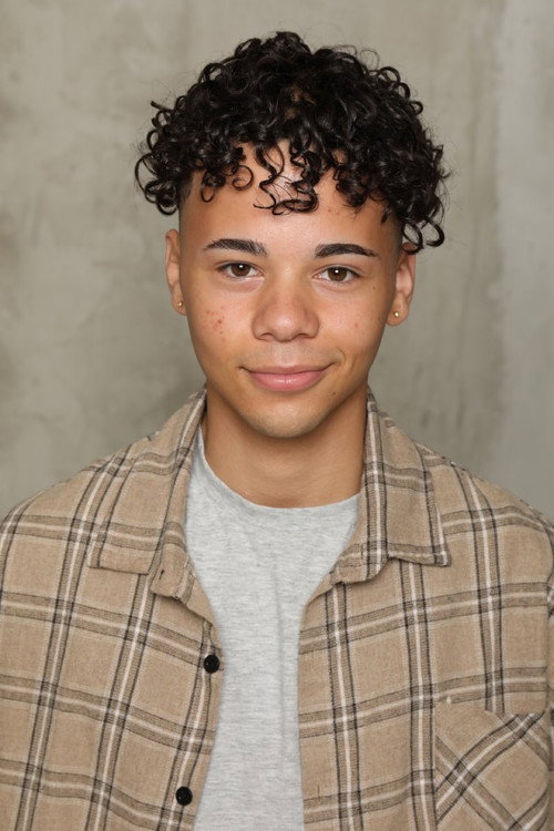 Алексис Фриас