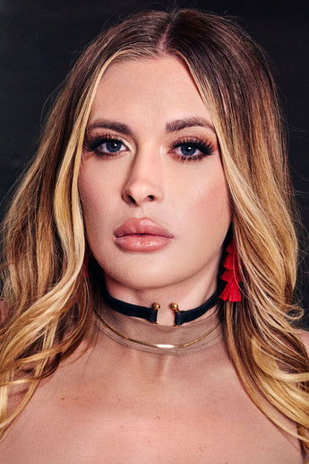 Линдсай Лее