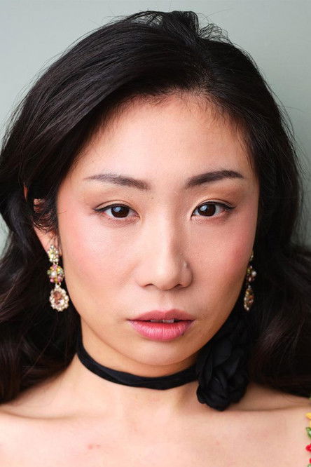 Лиллиан Зхоу