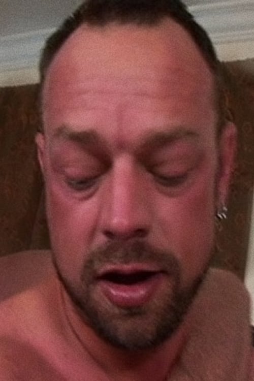 Трей Маддоx