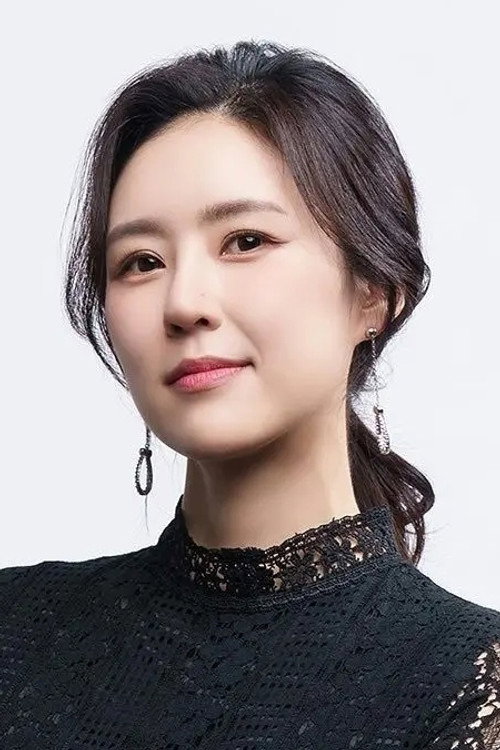 채시현