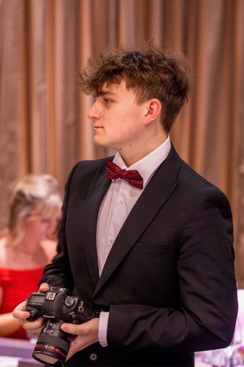 Харрисон Еарл