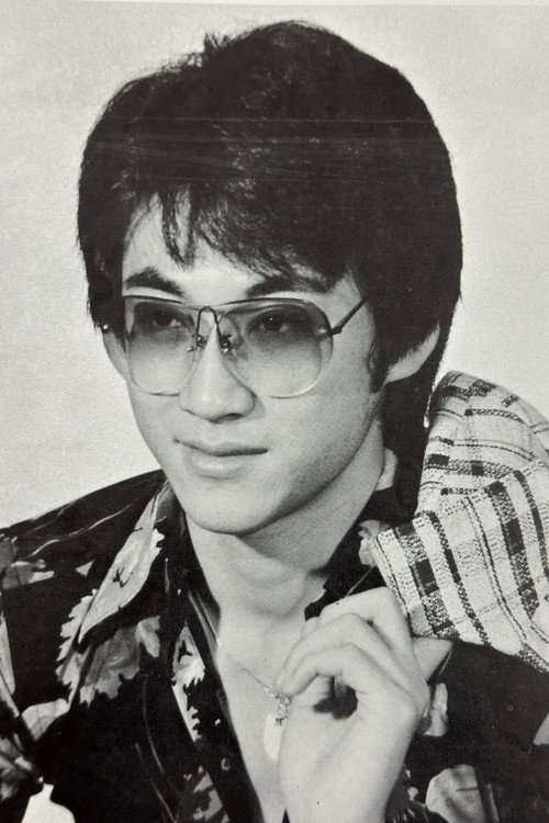 华伦