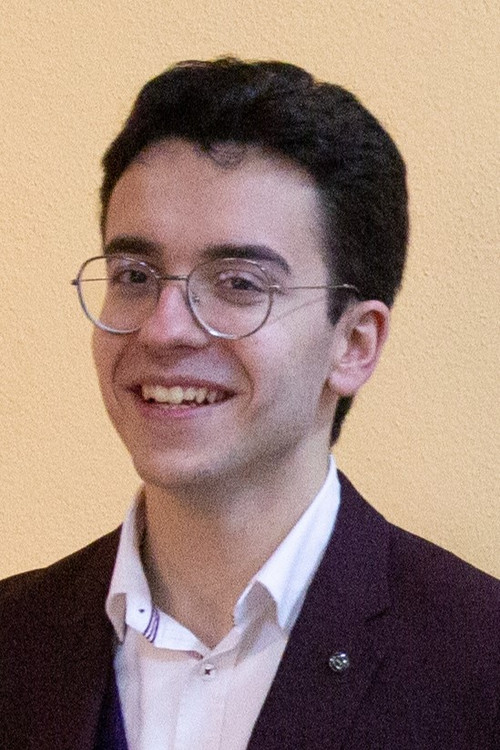 Царлос Переира