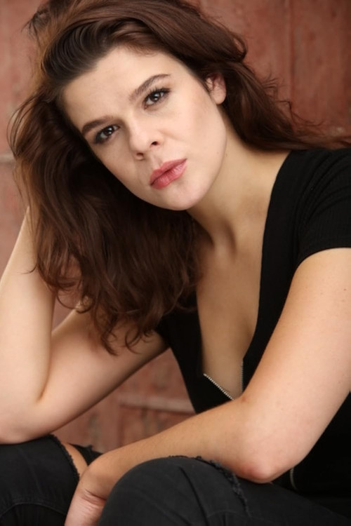 Аннамарие Кенойер