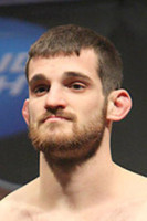 Дустин Хазелетт