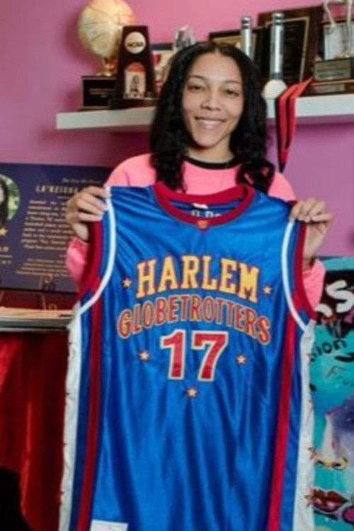 Ла'Кеисха Суттон