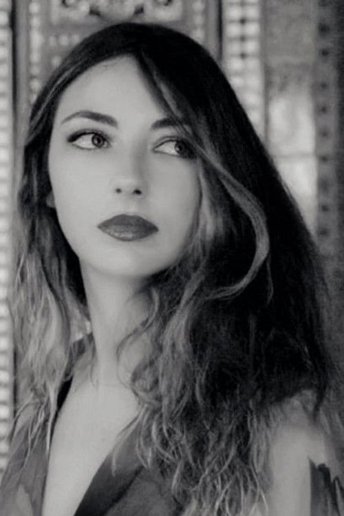 Лара Фернáндез