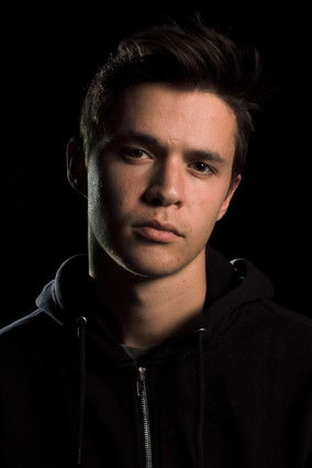 Пау Амер Цанйеллес