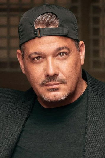 Роб Мариано