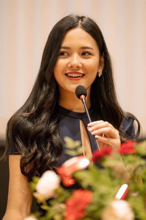 Акрити Раjбхандари