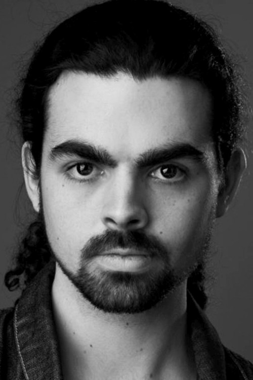 Луке Урqухарт-Оатес