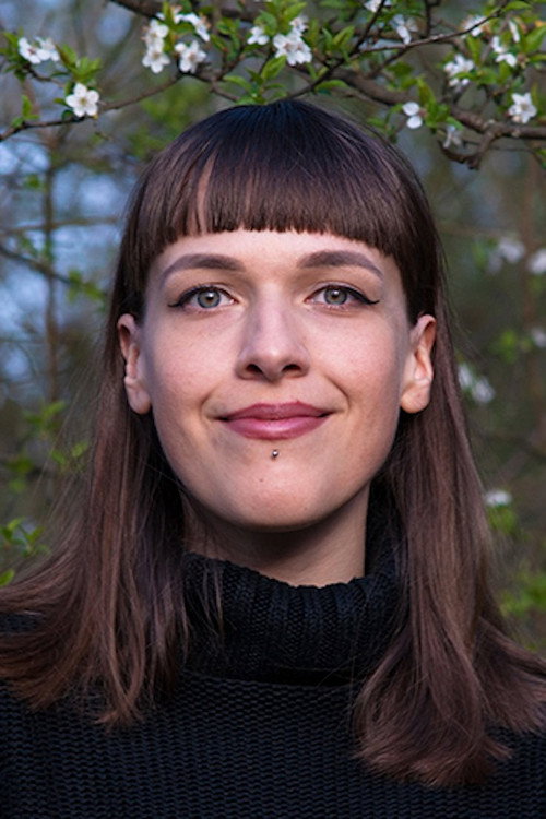 Леа Вуčко