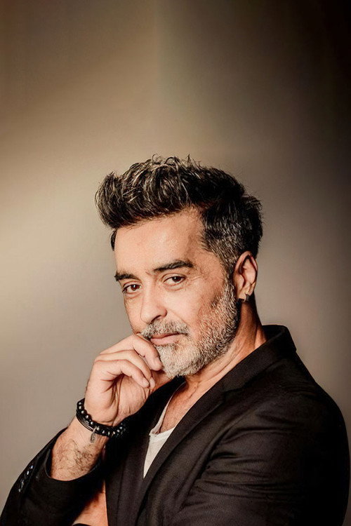 Амер Синановиć