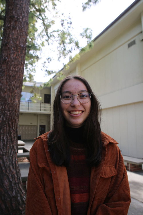 Виолет Неилс