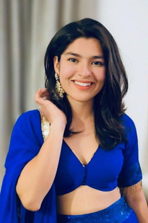 Нидхи Бханусхали